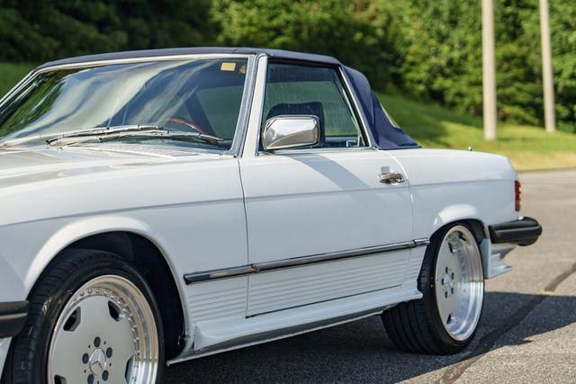 1988 Mercedes-Benz 560-Class Image 47