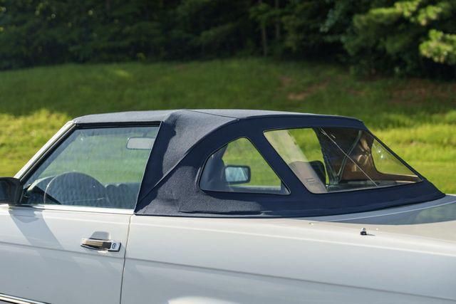 1988 Mercedes-Benz 560-Class Image 49