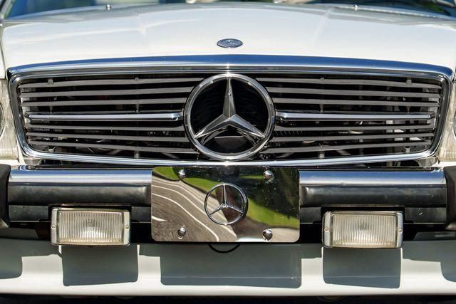 1988 Mercedes-Benz 560-Class Image 51