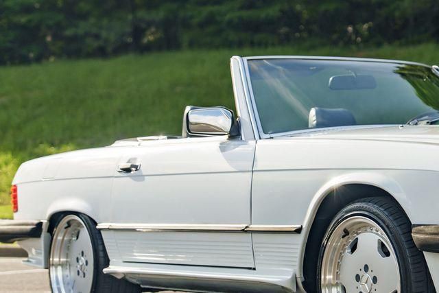 1988 Mercedes-Benz 560-Class Image 63