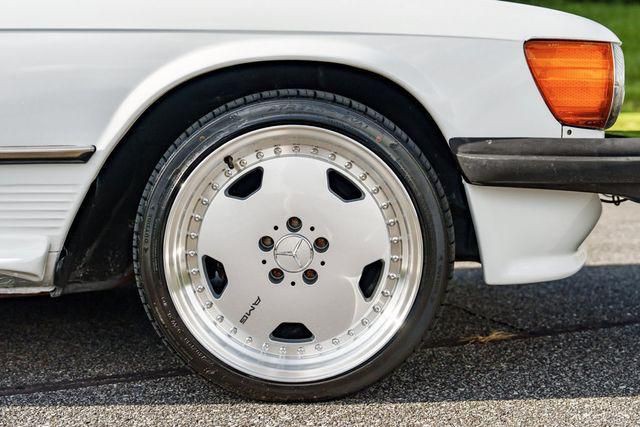 1988 Mercedes-Benz 560-Class Image 65