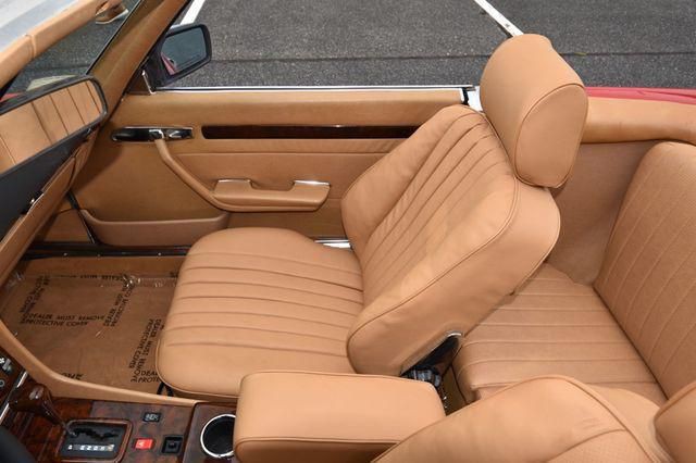 1987 Mercedes-Benz 560-Class Image 44