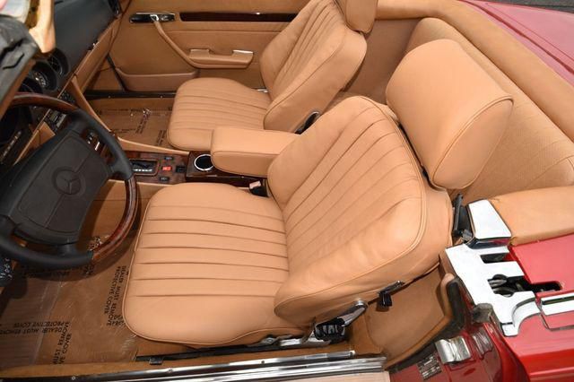1987 Mercedes-Benz 560-Class Image 45