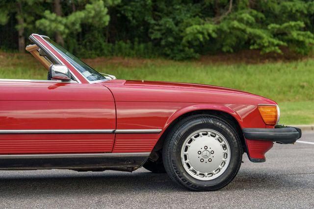 1987 Mercedes-Benz 560-Class Image 60
