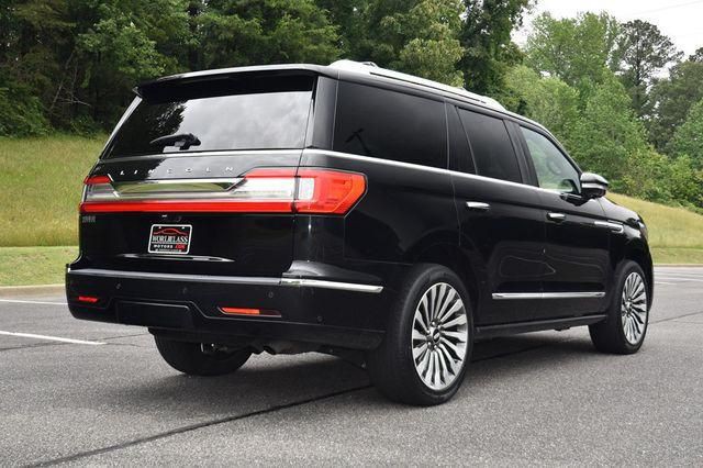 2019 Lincoln Navigator Image 5