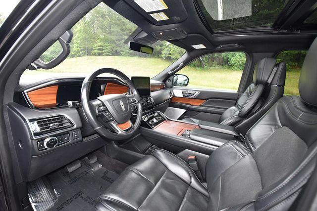 2019 Lincoln Navigator Image 6