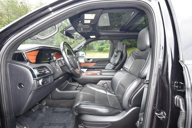 2019 Lincoln Navigator Image 7