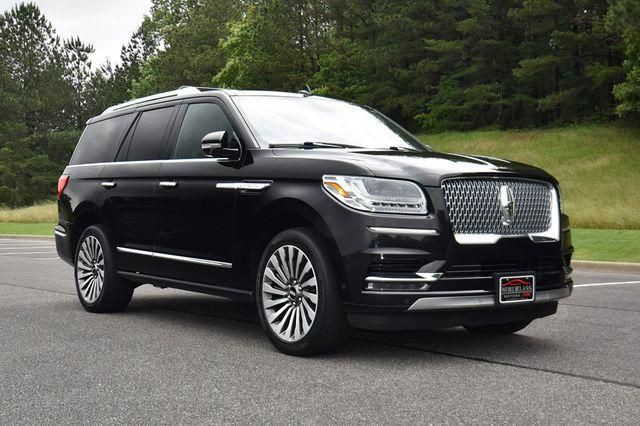 2019 Lincoln Navigator Image 19