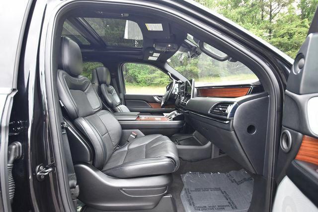 2019 Lincoln Navigator Image 23