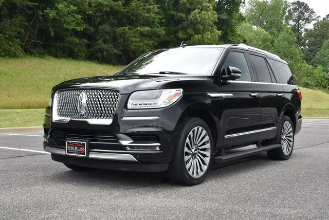 2019 Lincoln Navigator Image 30