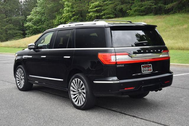 2019 Lincoln Navigator Image 32