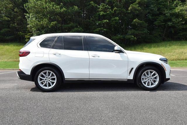 2022 BMW X5 Image 3