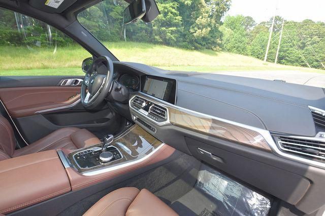 2022 BMW X5 Image 12