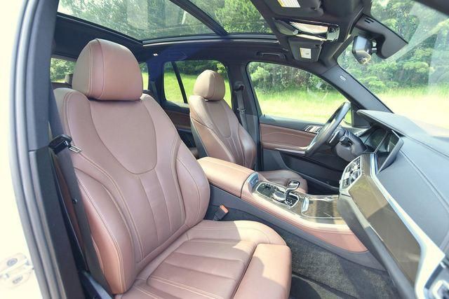 2022 BMW X5 Image 29