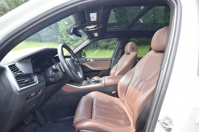 2022 BMW X5 Image 38