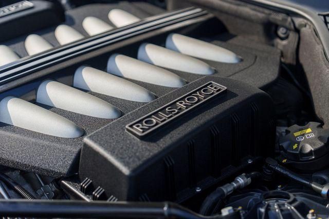 2015 Rolls-Royce Wraith Image 17