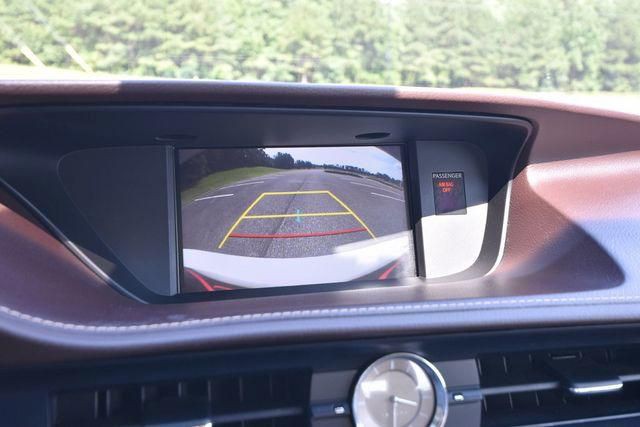 2018 Lexus ES 350 Image 11