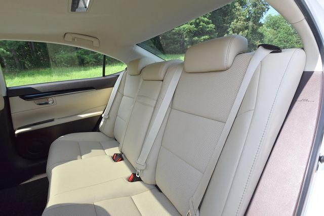 2018 Lexus ES 350 Image 27
