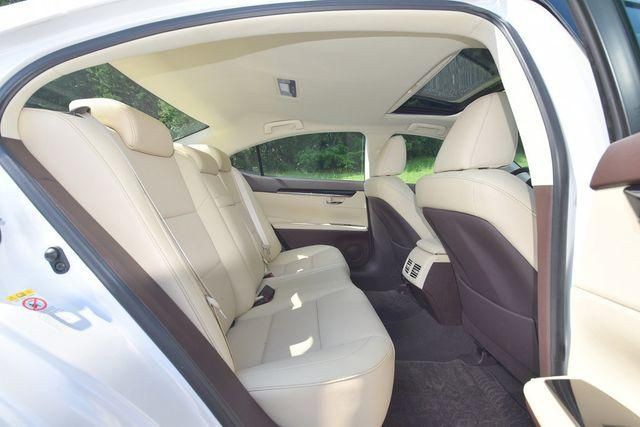 2018 Lexus ES 350 Image 30