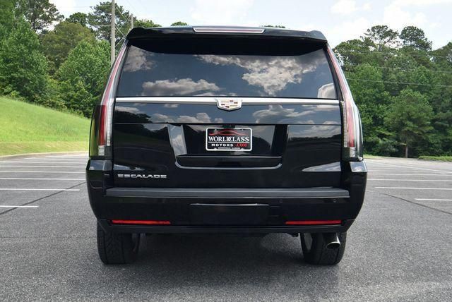 2018 Cadillac Escalade Image 24