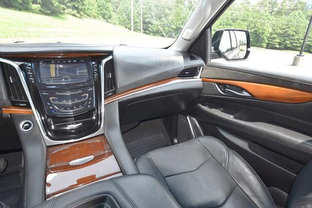 2018 Cadillac Escalade Image 29