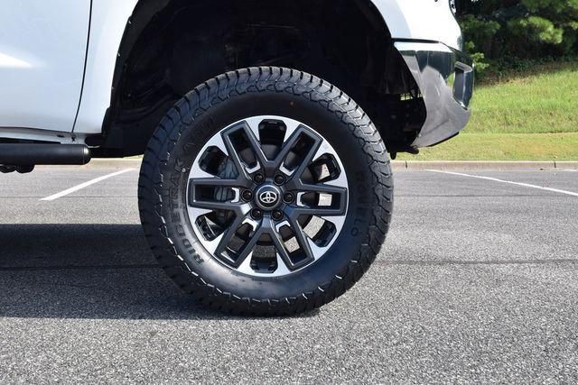 2021 Toyota Tundra Image 3