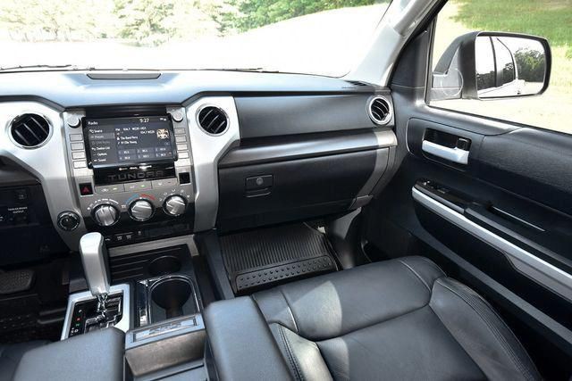 2021 Toyota Tundra Image 16