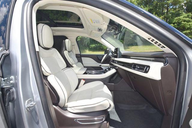 2020 Lincoln Aviator Image 8