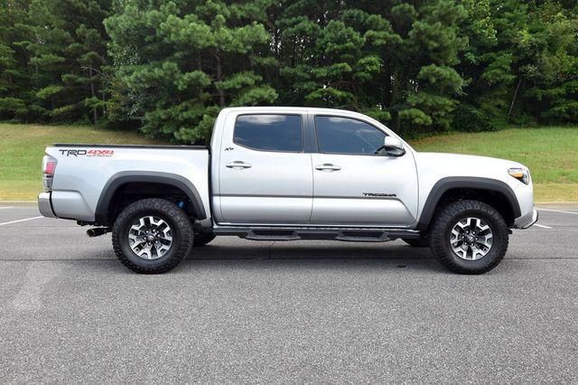 2023 Toyota Tacoma Image 8