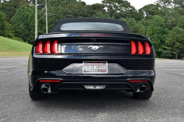 2022 Ford Mustang Image 6