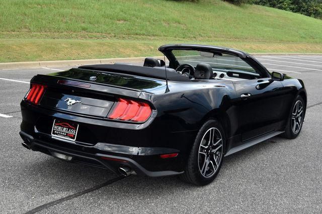 2022 Ford Mustang Image 24