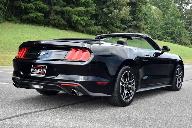 2022 Ford Mustang Image 25