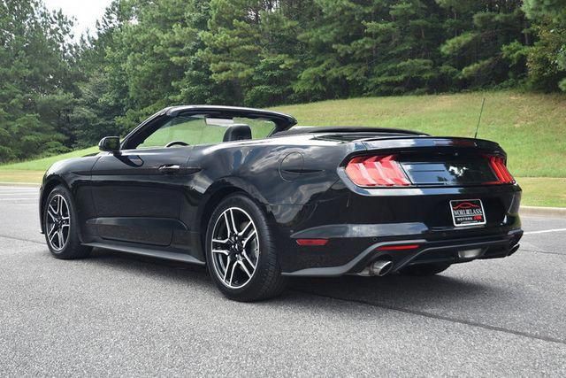2022 Ford Mustang Image 32