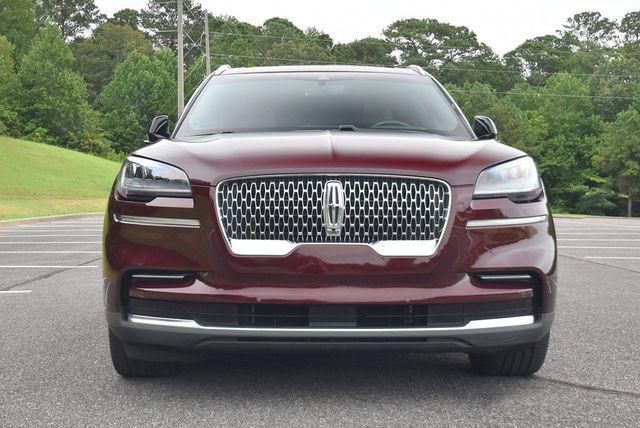 2022 Lincoln Aviator Image 2