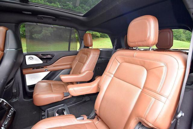 2022 Lincoln Aviator Image 11