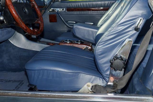 1988 Mercedes-Benz 560-Class Image 68