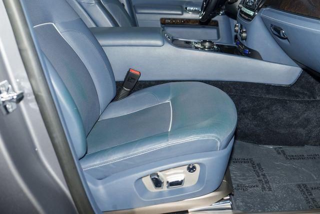 2014 Rolls-Royce Ghost Image 40