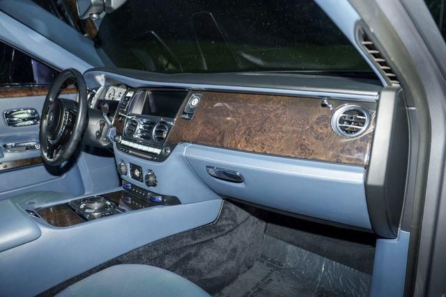 2014 Rolls-Royce Ghost Image 60