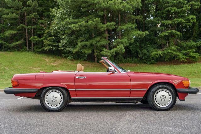 1987 Mercedes-Benz 560-Class Image 8