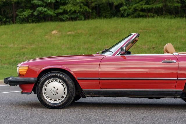 1987 Mercedes-Benz 560-Class Image 10