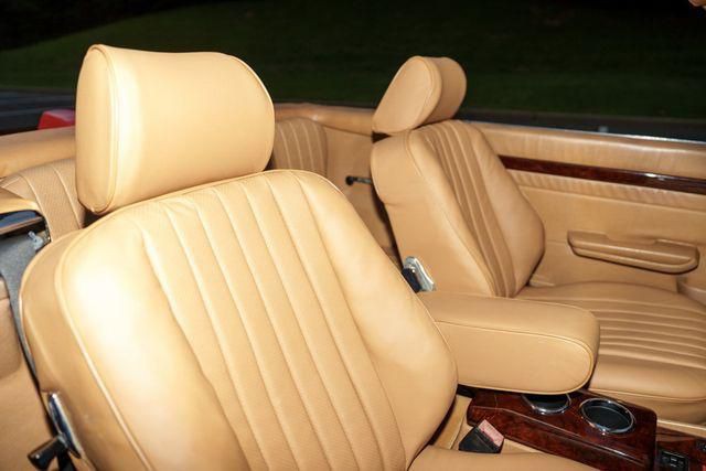 1987 Mercedes-Benz 560-Class Image 35