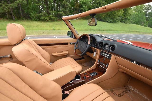 1987 Mercedes-Benz 560-Class Image 37