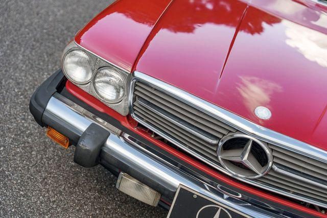 1987 Mercedes-Benz 560-Class Image 57