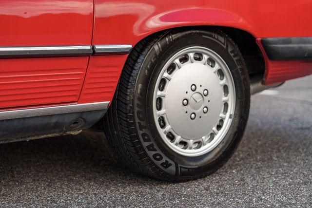 1987 Mercedes-Benz 560-Class Image 89