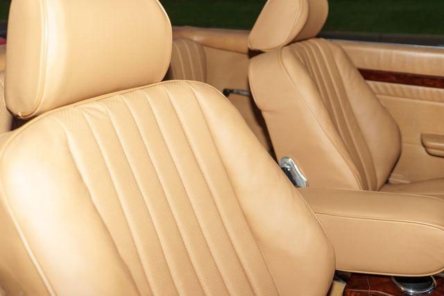 1987 Mercedes-Benz 560-Class Image 98