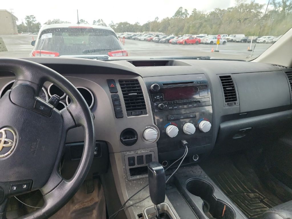 2010 Toyota Tundra Image 7