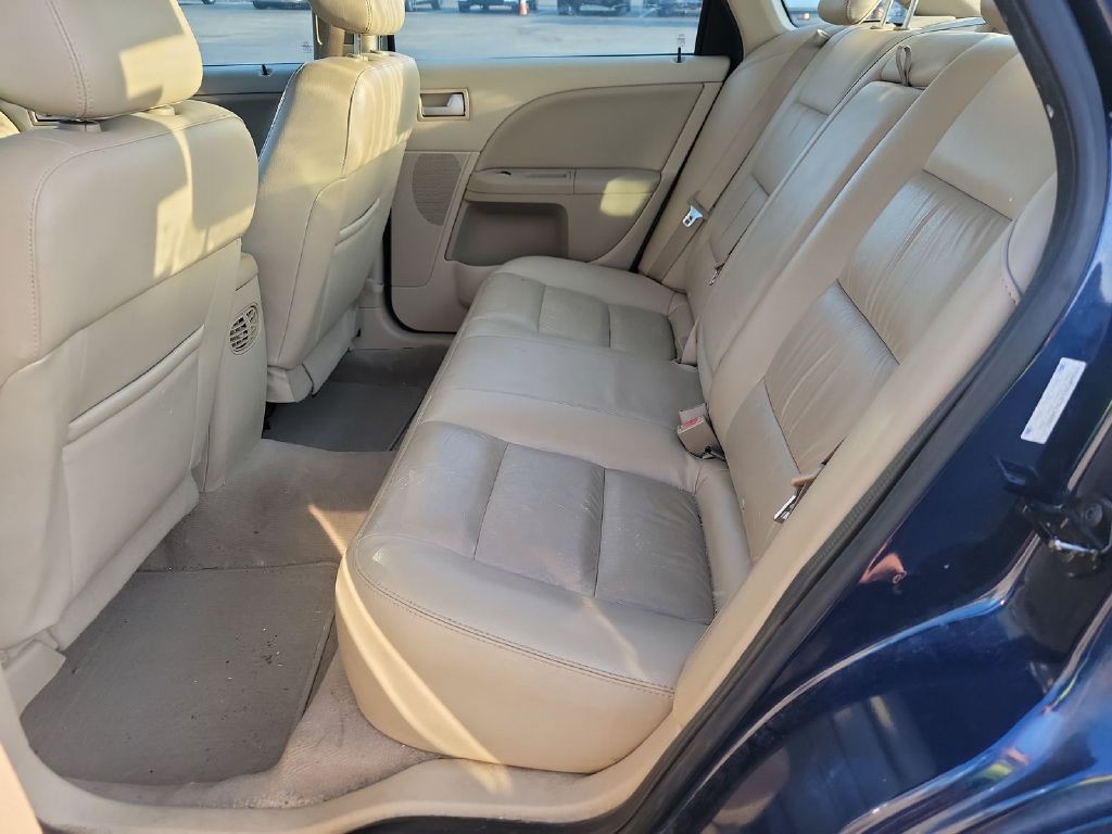 2007 Ford Five Hundred Image 6