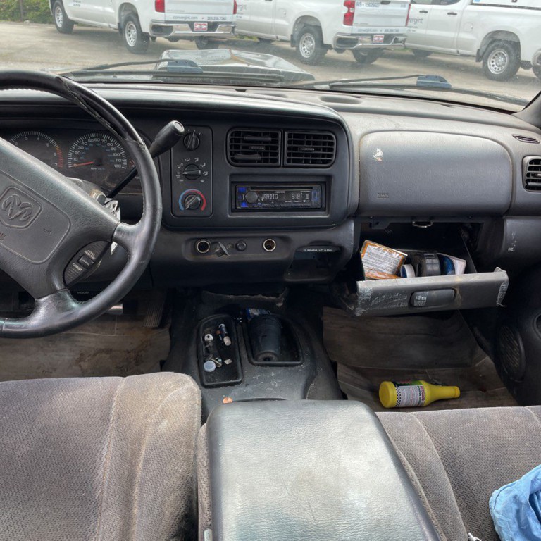 2000 Dodge Dakota Image 7