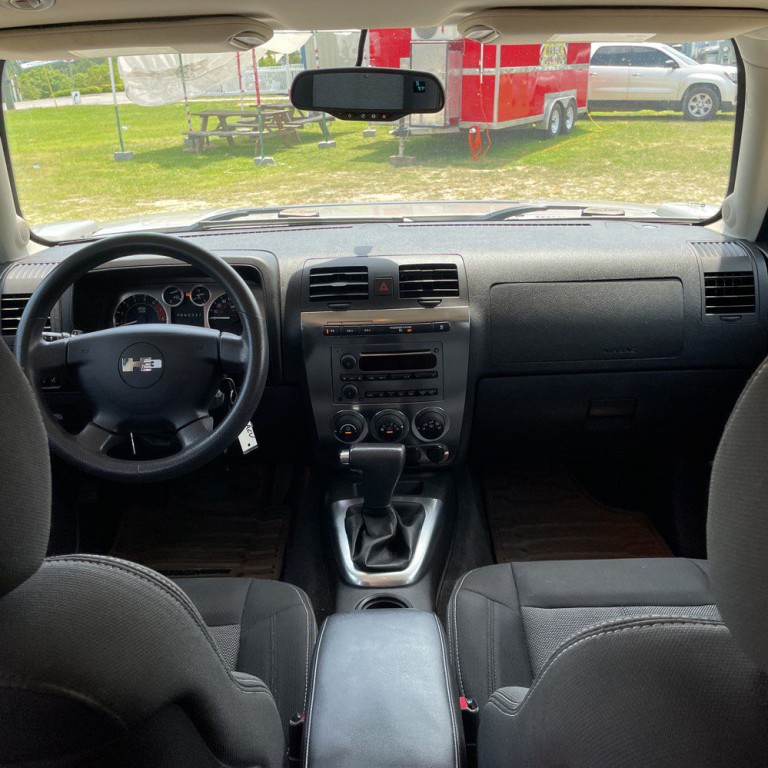 2007 HUMMER H3 Image 7