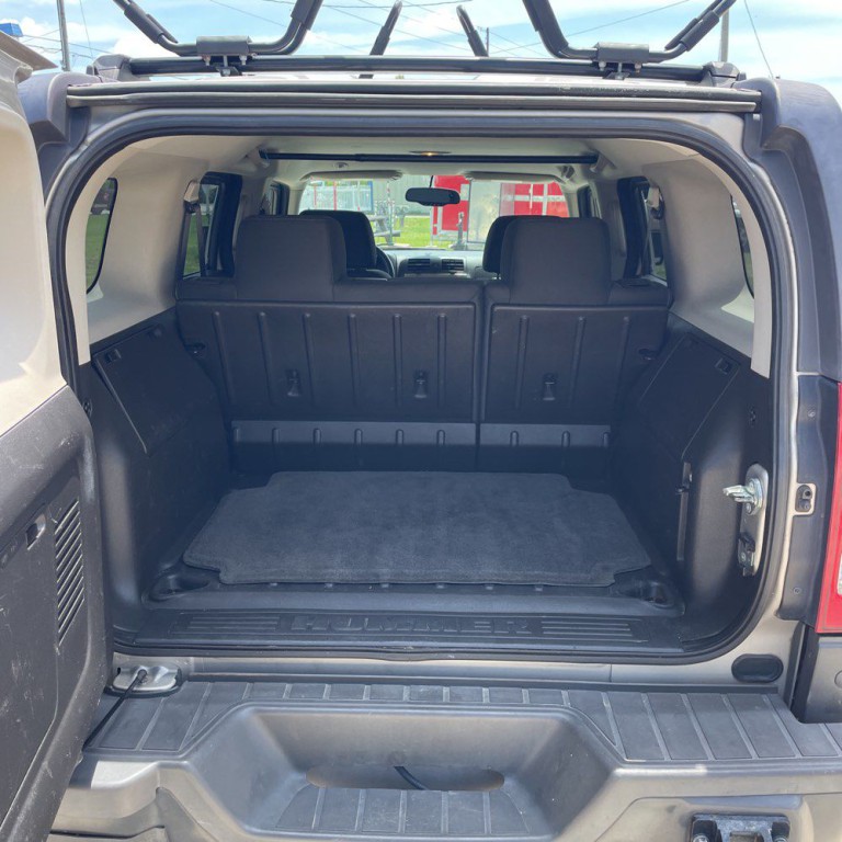 2007 HUMMER H3 Image 8